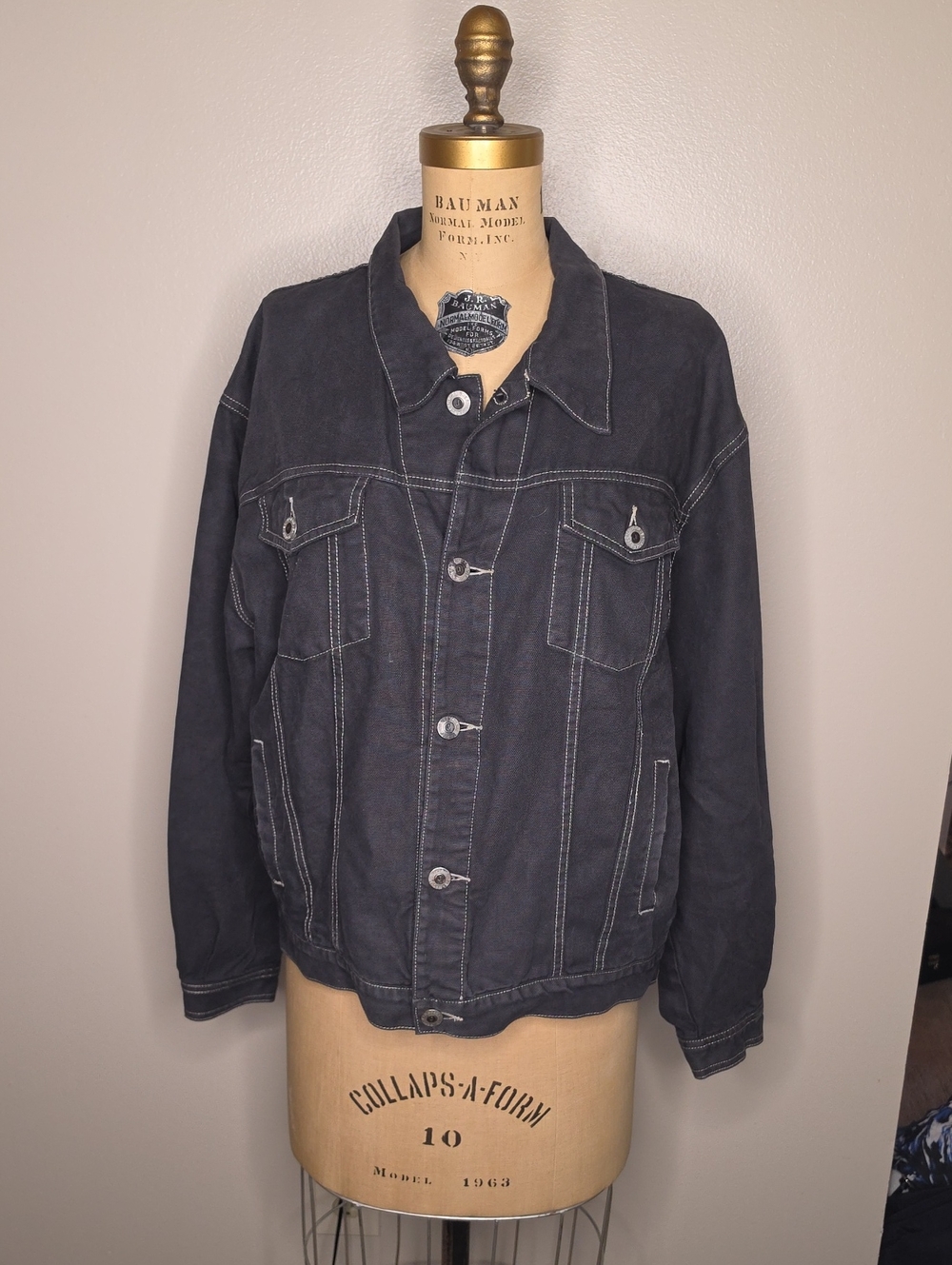 THUNDER | WOMEN'S DENIM JACKET | SIZE MEDIUM
